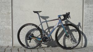 GRAVEL PERFORMANCE