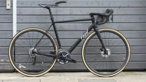 PEARL CACCIA SLX Shimano 105 11 speed